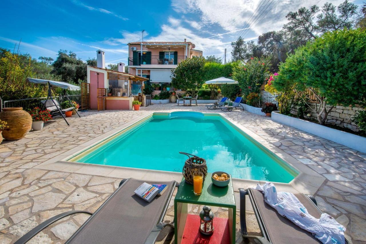Villa Yiotta Kalodhikatika Bagian luar foto